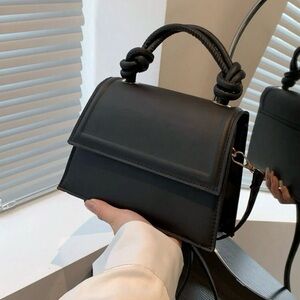 Crossbody Bag Small Size With French Design Of High Quality Pu Texture And Solid